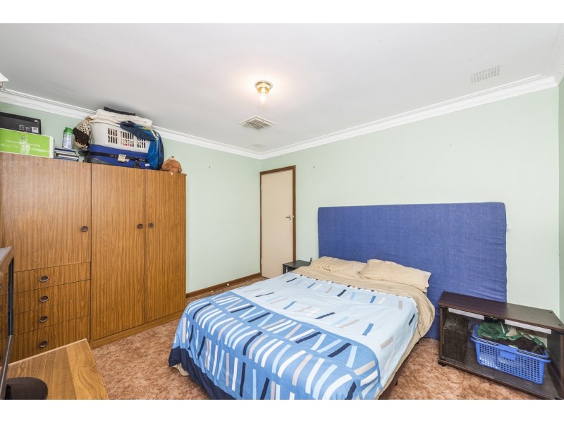 10 Messenger Street, Kelmscott WA 6111