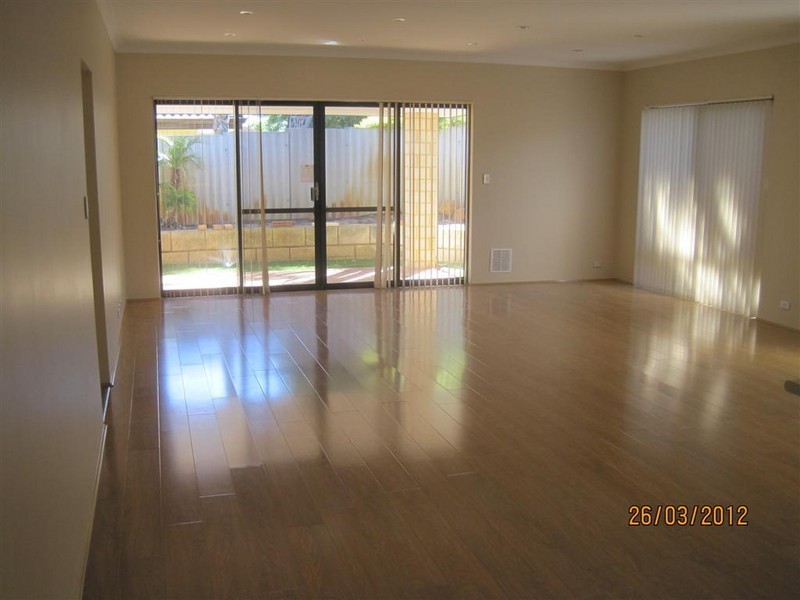 49b Westminster, Leeming WA 6149