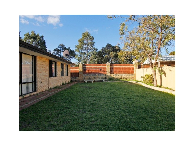 2 Excelsior Drive, Canning Vale WA 6155
