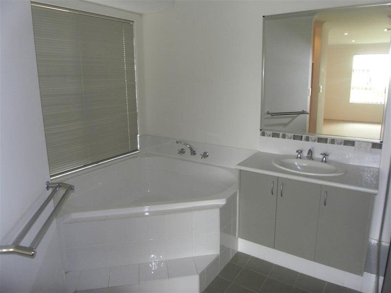 3 Nightingale Road, Southern River WA 6110