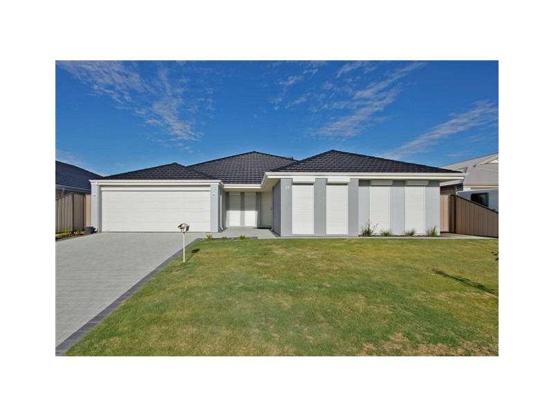 21 Calneggia Drive, Byford WA 6122