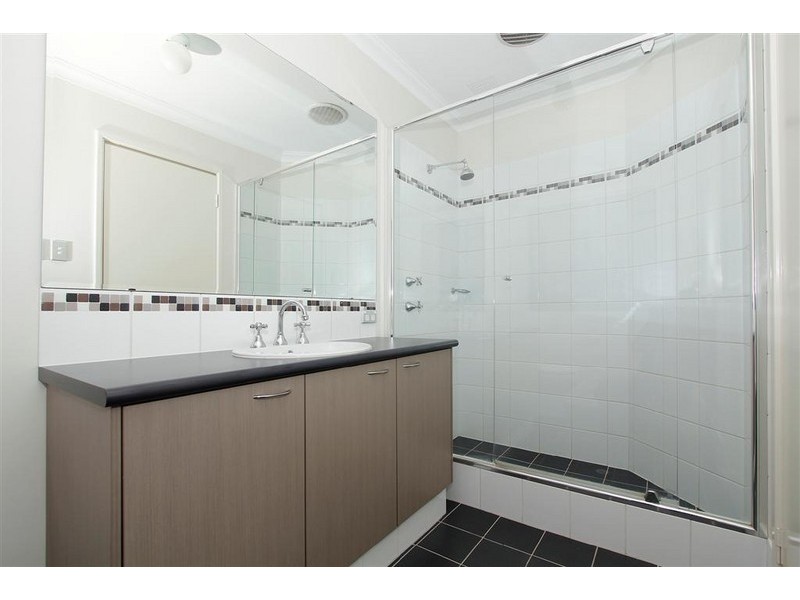 13 Sotheby Drive, Harrisdale WA 6112