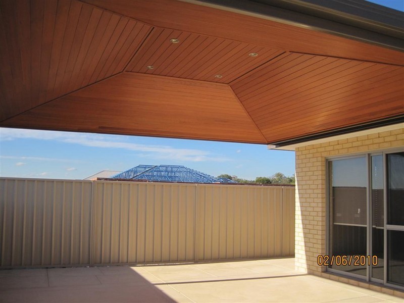 41 Waterfoot Loop, Canning Vale WA 6155