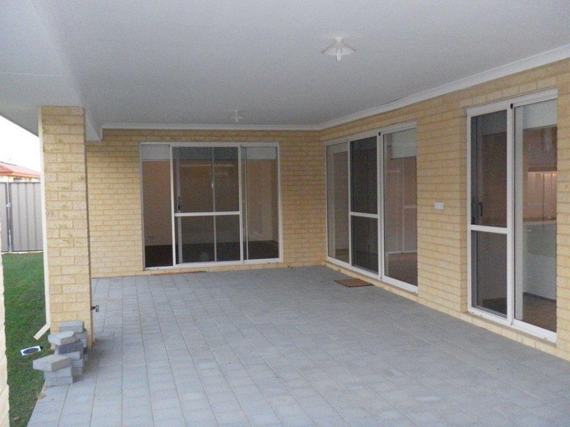 24 Sorbello Circuit, Southern River WA 6110