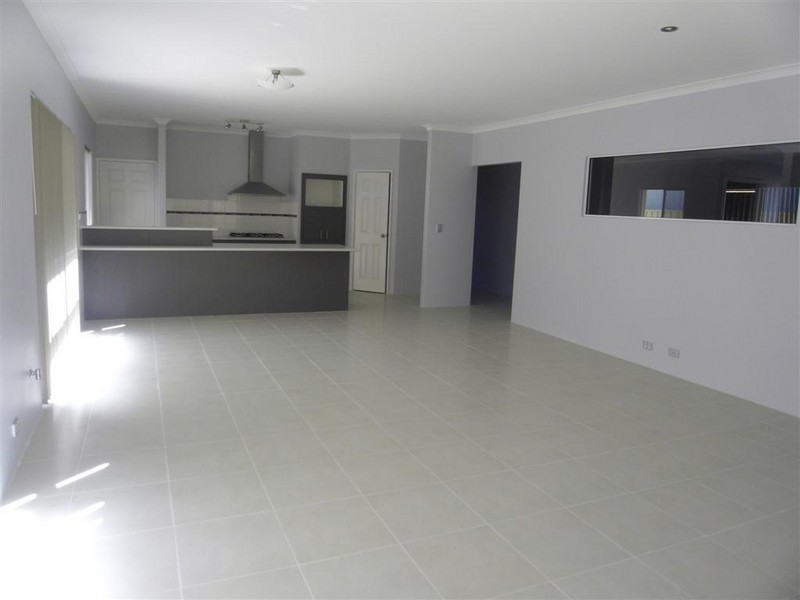 15 Korcula Boulevard, Canning Vale South WA 6155