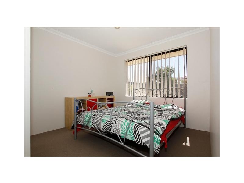 13 Sotheby Drive, Harrisdale WA 6112