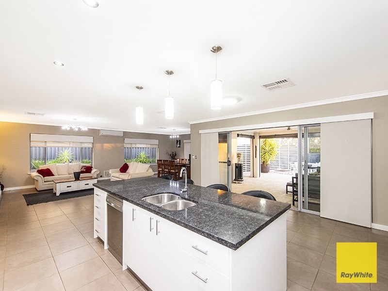 254 Wright Road, Harrisdale WA 6112