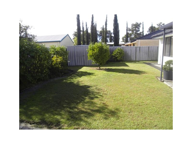 15 Harwood Close, Canning Vale WA 6155