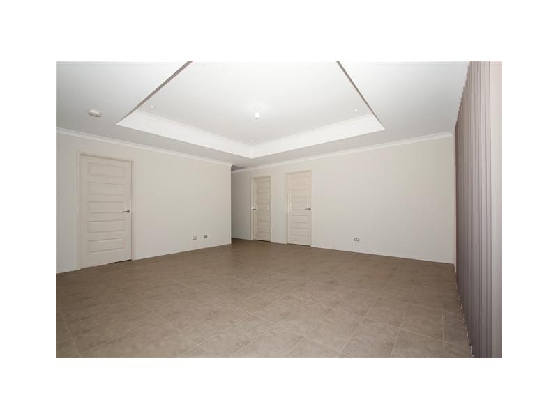 79 Waterfoot Loop, Canning Vale WA 6155