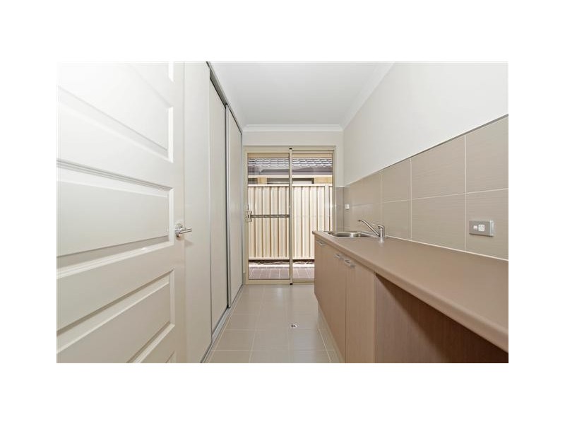 79 Waterfoot Loop, Canning Vale WA 6155