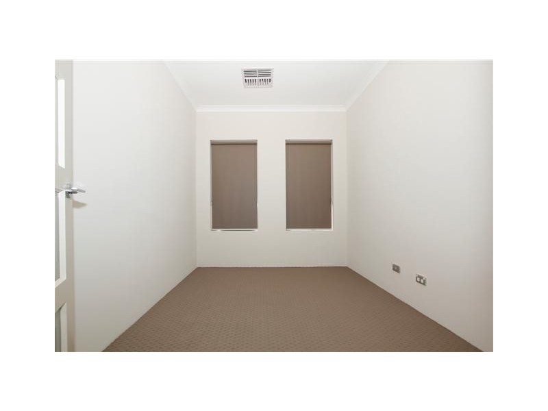 79 Waterfoot Loop, Canning Vale WA 6155