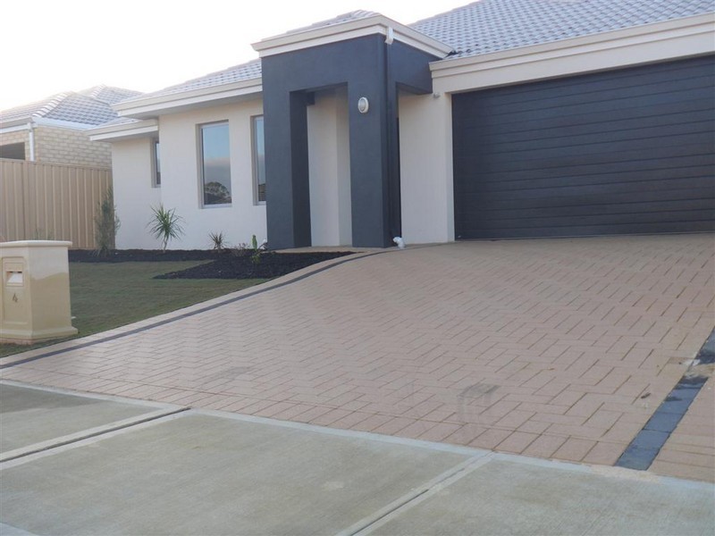 4 Mooreland Road, Baldivis WA 6171