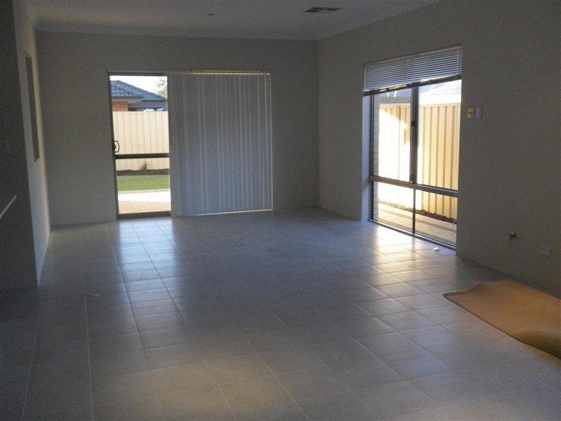 4 Mooreland Road, Baldivis WA 6171