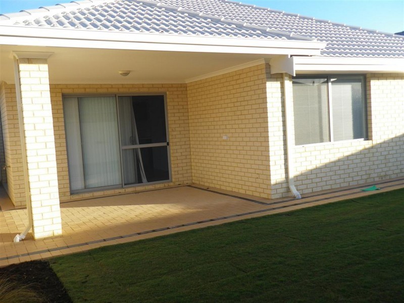 4 Mooreland Road, Baldivis WA 6171