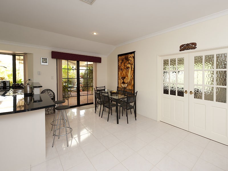 23 Ashridge Turn, Canning Vale WA 6155