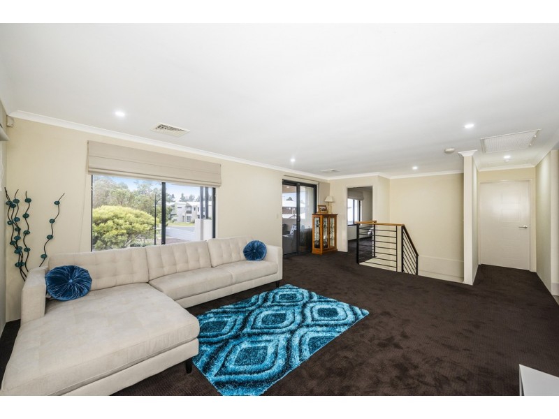 44 Northerly Drive, Harrisdale WA 6112