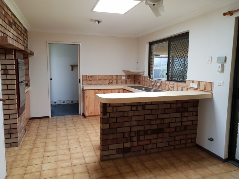 14 Dew Street, Forrestdale WA 6112