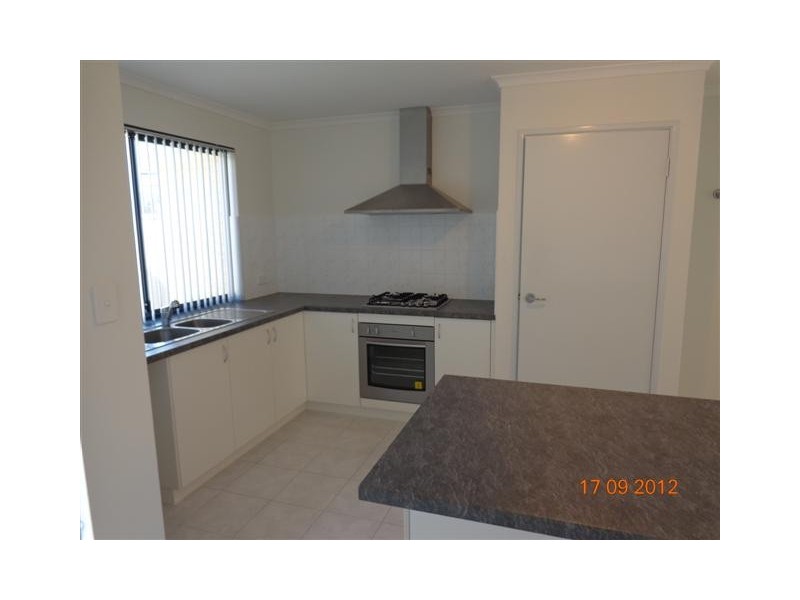 25 Ballycastle Loop, Canning Vale WA 6155