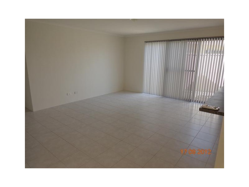 25 Ballycastle Loop, Canning Vale WA 6155