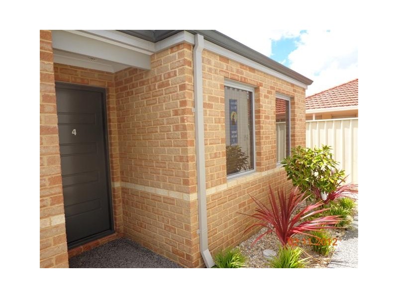 Unit 4/18 Flynn Street, Canning Vale WA 6155