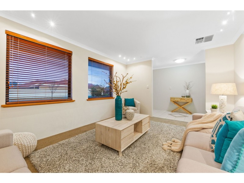 16 Bramdean Crescent, Canning Vale WA 6155