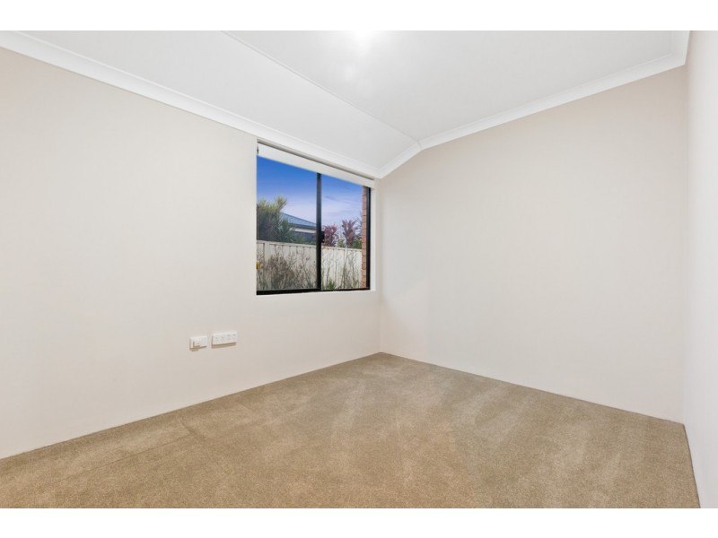 16 Bramdean Crescent, Canning Vale WA 6155