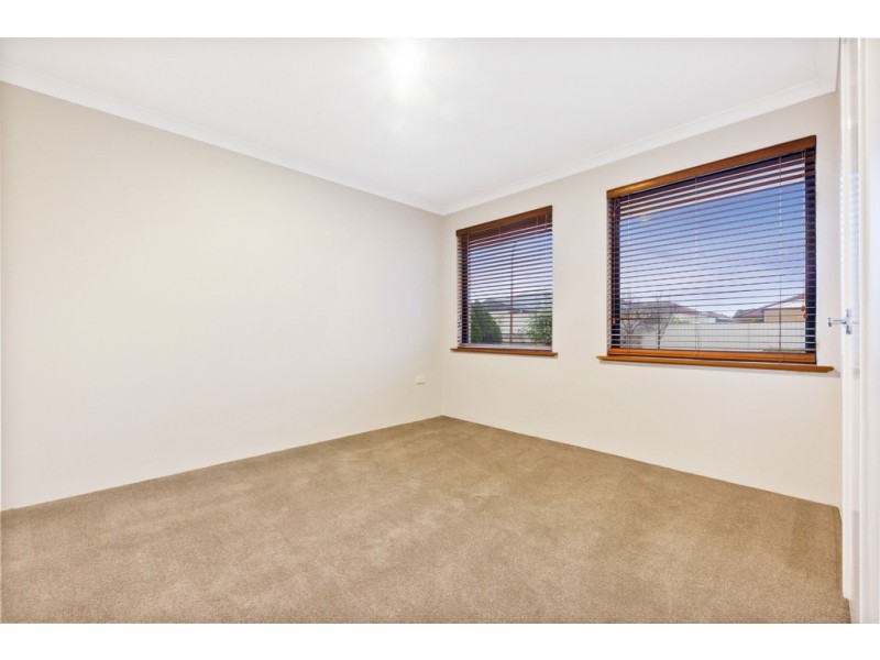 16 Bramdean Crescent, Canning Vale WA 6155