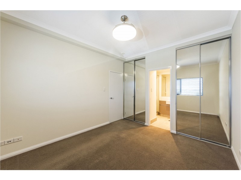 30/23 Junction Boulevard, Cockburn Central WA 6164