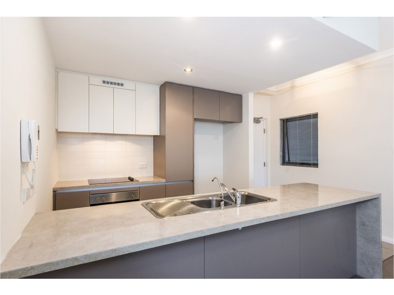 30/23 Junction Boulevard, Cockburn Central WA 6164