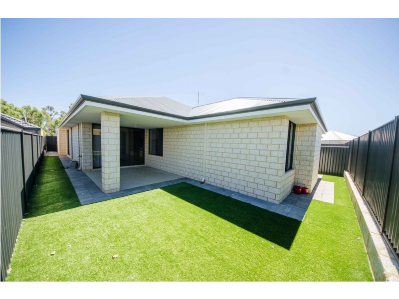 10 Hamelin Loop, Harrisdale WA 6112