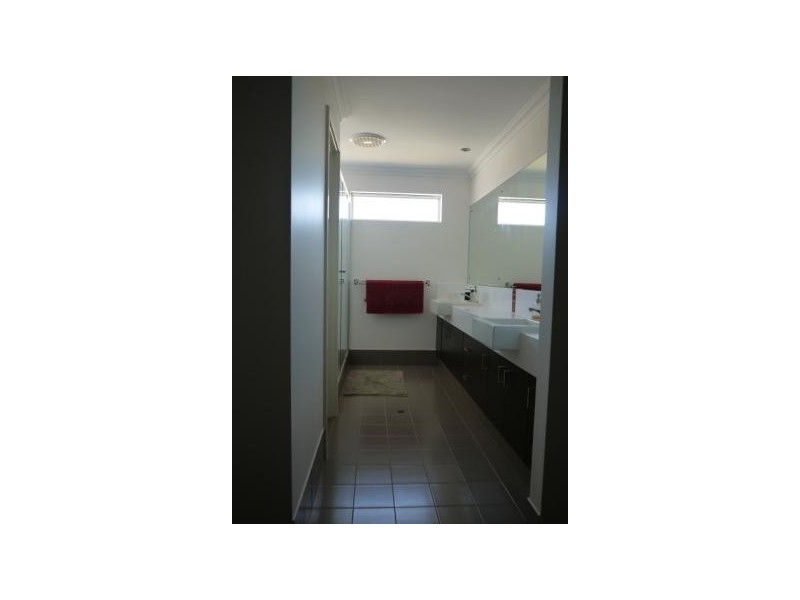 7 Aldenham Drive, Southern River WA 6110