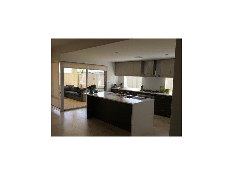 7 Aldenham Drive, Southern River WA 6110