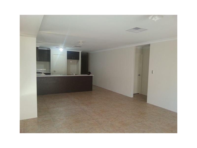 16 Gallinule Loop, Southern River WA 6110