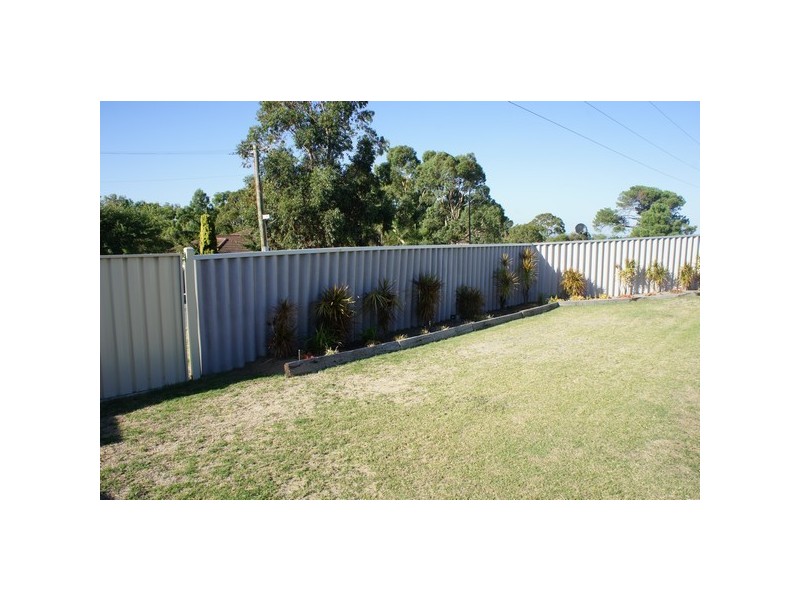 1 Tait Place, Coolbellup WA 6163