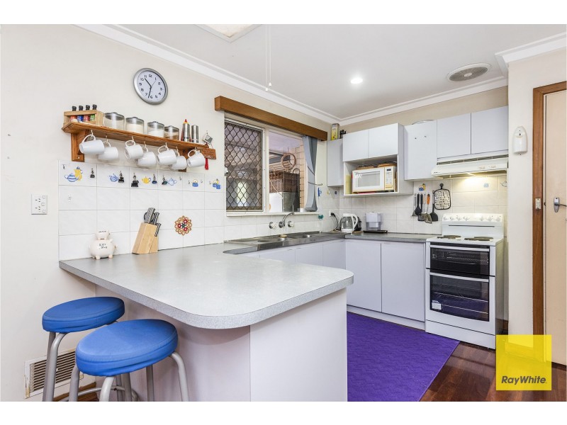 10 Messenger Street, Kelmscott WA 6111