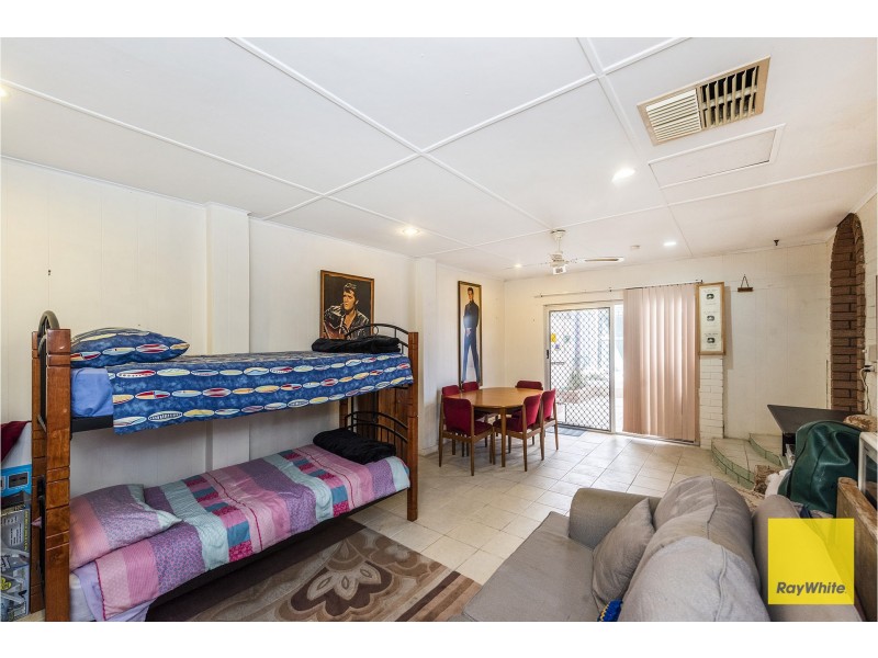 10 Messenger Street, Kelmscott WA 6111