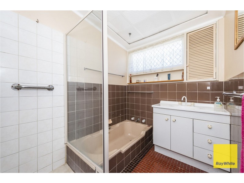 10 Messenger Street, Kelmscott WA 6111