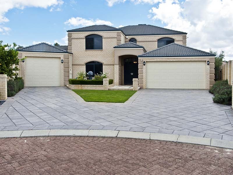 16 THE HAVEN, Canning Vale WA 6155