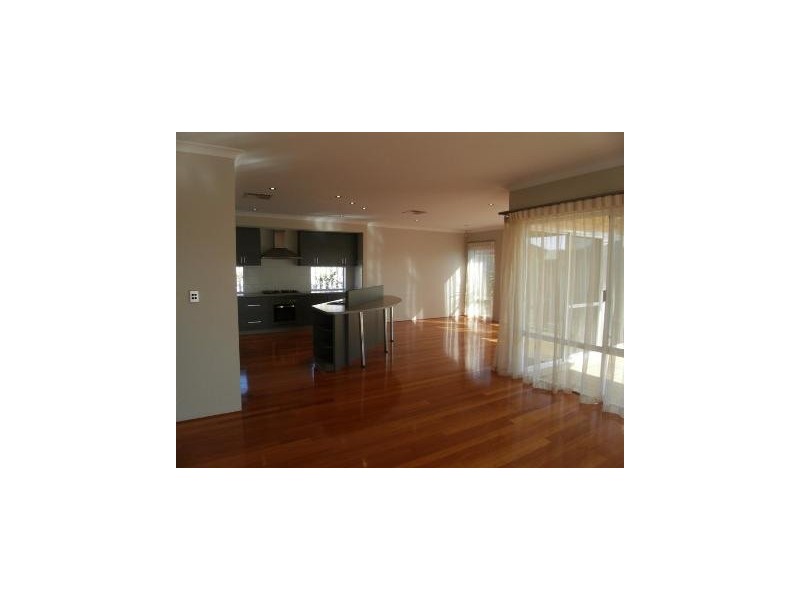 7 Splendid Gardens, Harrisdale WA 6112