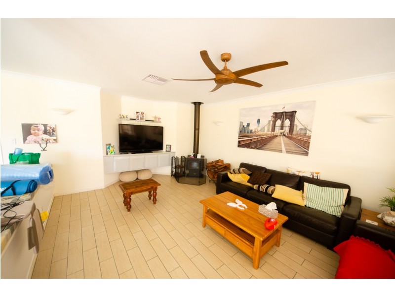 2 Kingia Way, Canning Vale WA 6155