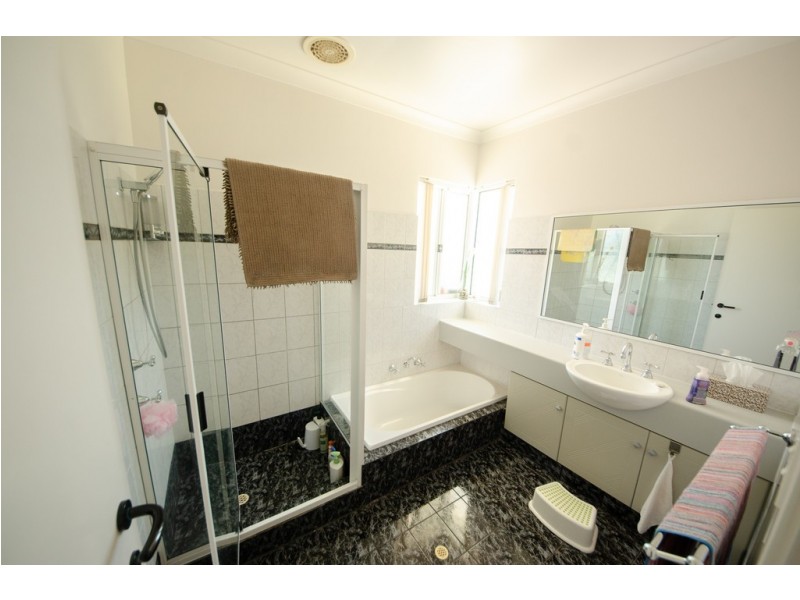 2 Kingia Way, Canning Vale WA 6155