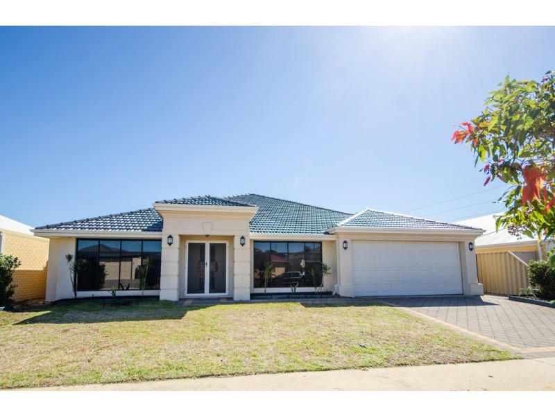 32 Shelduck Bend, Harrisdale WA 6112