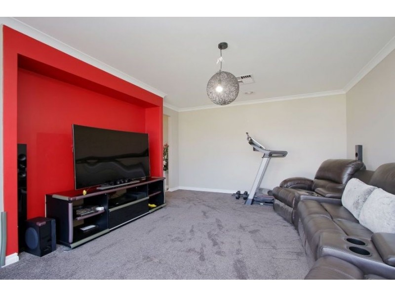 32 Shelduck Bend, Harrisdale WA 6112