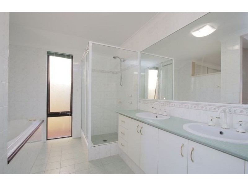 32 Shelduck Bend, Harrisdale WA 6112