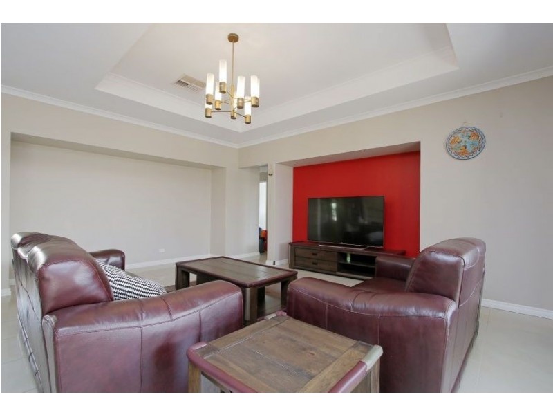 32 Shelduck Bend, Harrisdale WA 6112