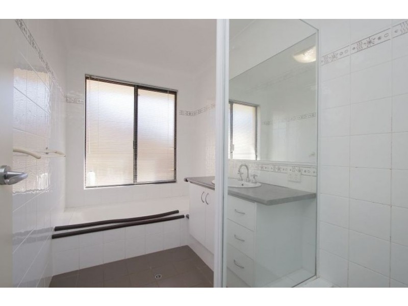 32 Shelduck Bend, Harrisdale WA 6112