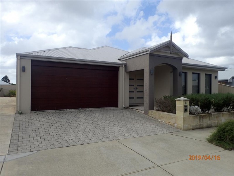 8 Quenda Rd, Harrisdale WA 6112
