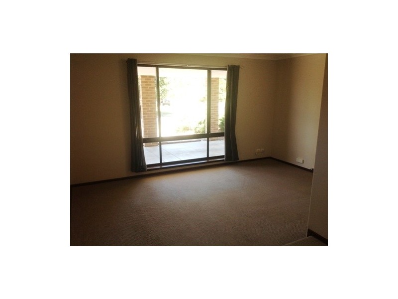 2 lowden court, Parkwood WA 6147