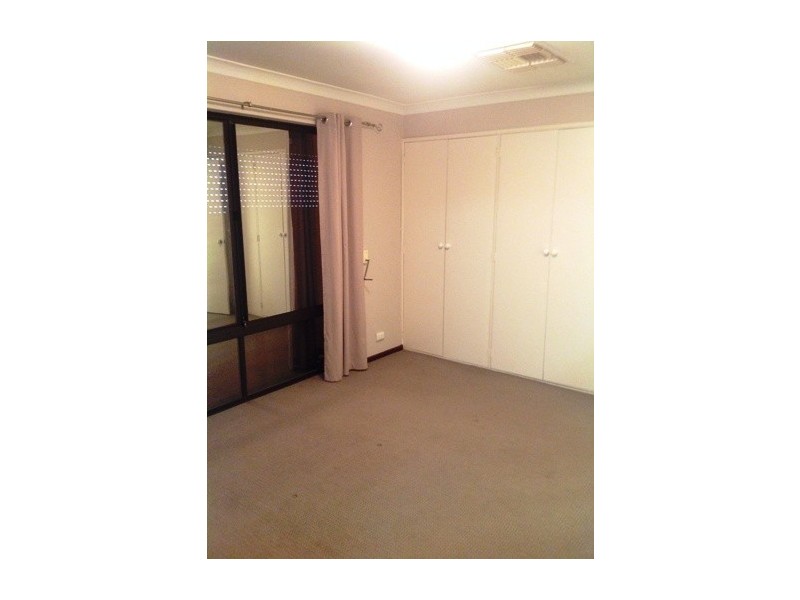 2 lowden court, Parkwood WA 6147