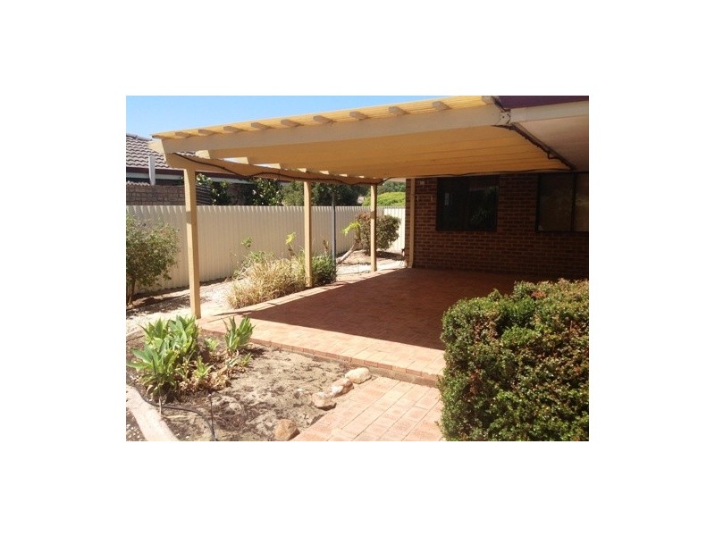 2 lowden court, Parkwood WA 6147